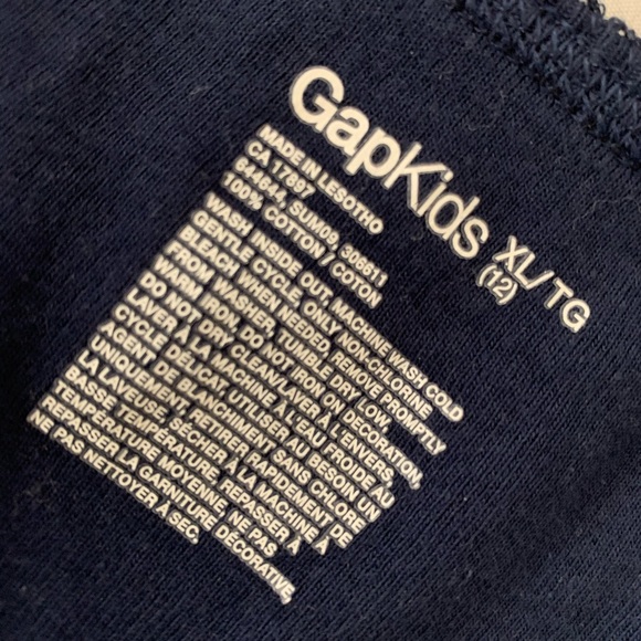 gap halter top - Picture 2 of 2